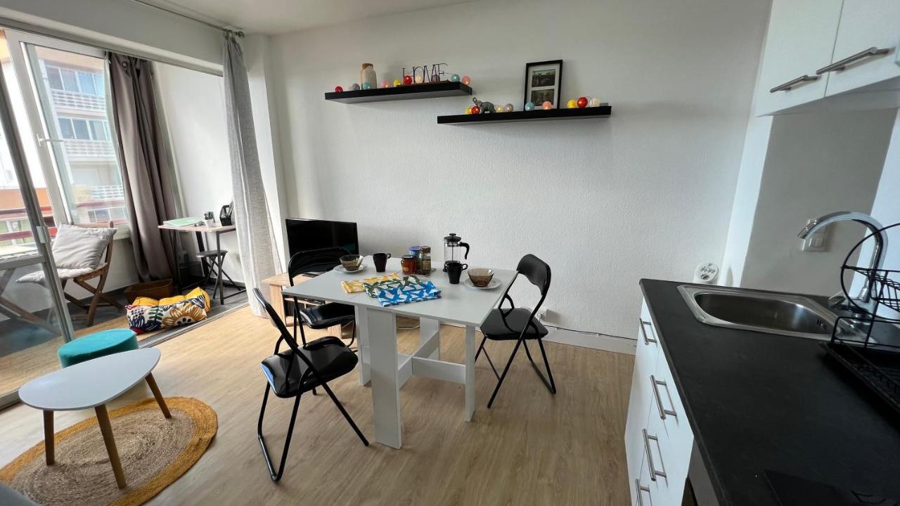 Apartamento Bonito Estudio En Con Vista Al Mar Y Piscina Rosas